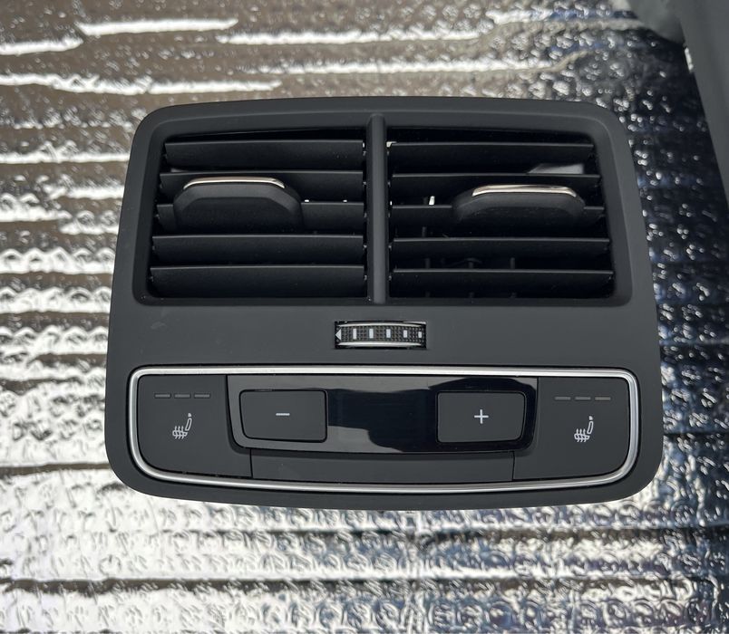 Consola centrala, clima spate, selector viteze, joystick Audi A4 B9