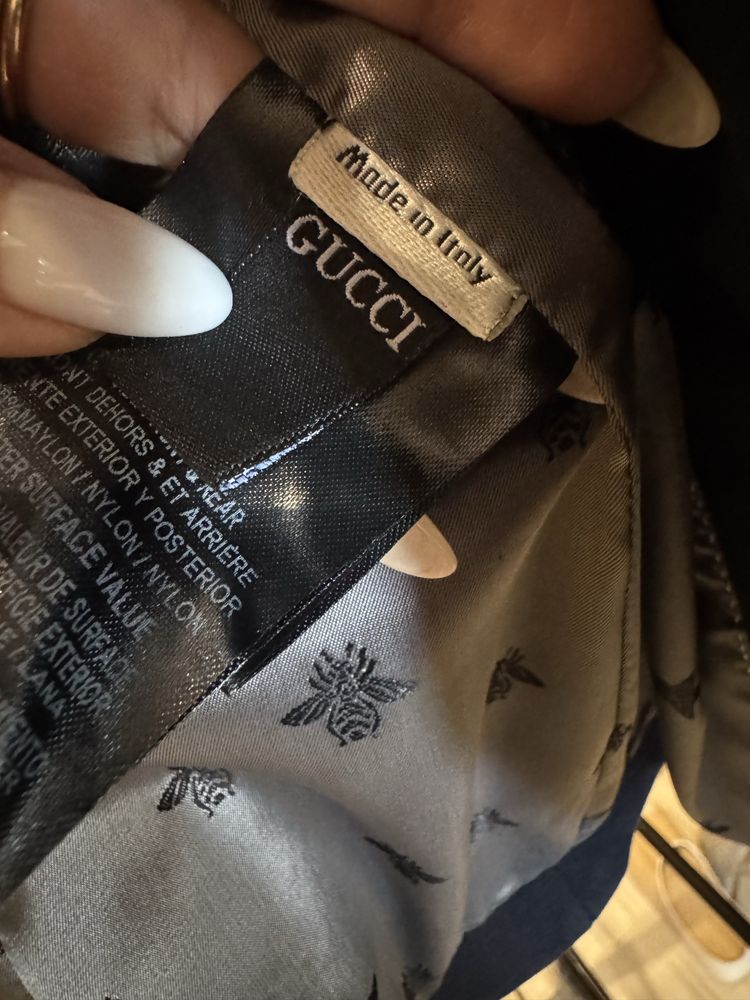 Вталено сако Gucci