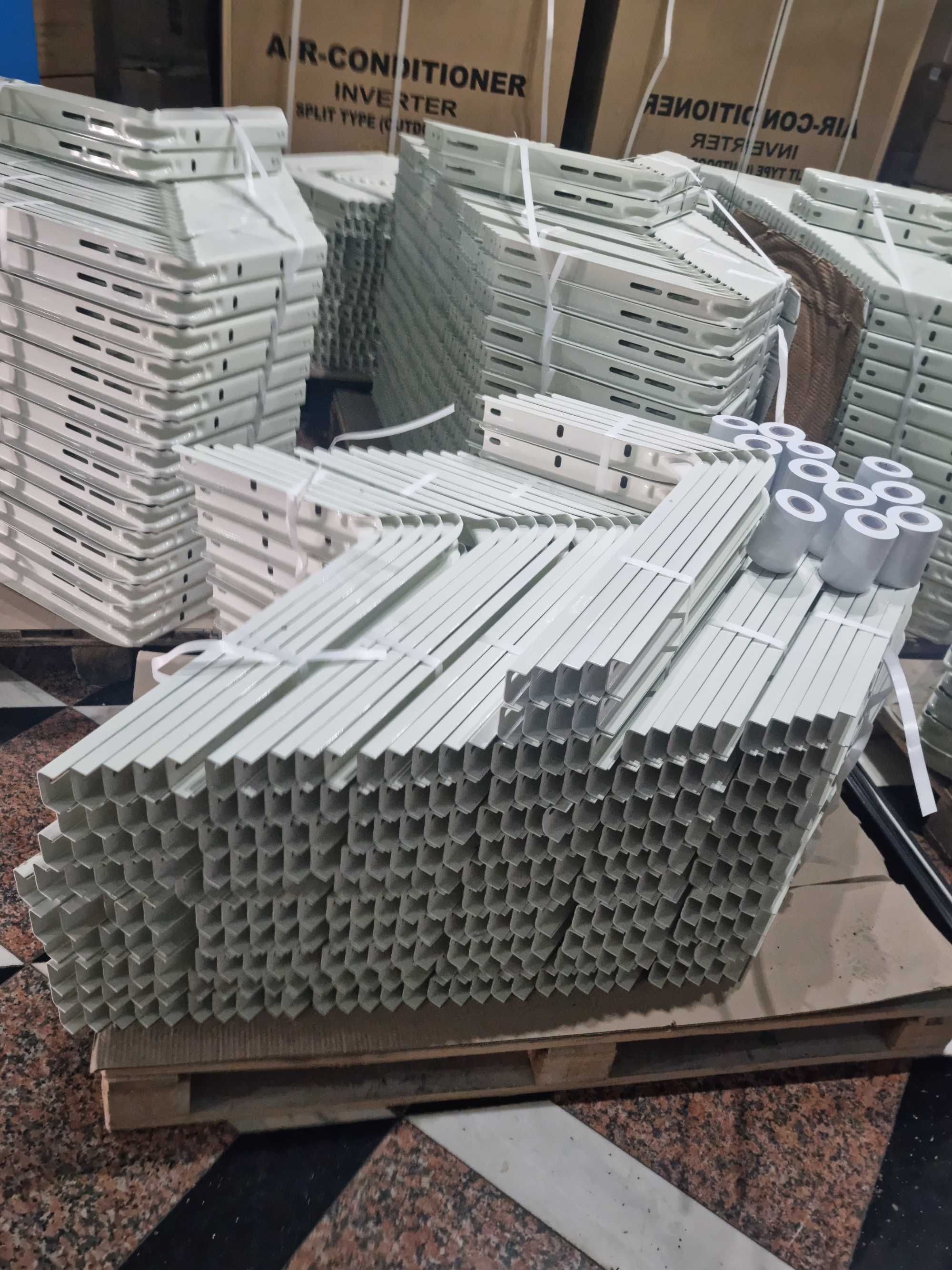 Стойки за климатик поцинковани 355/470/47/2мм. Директен внос