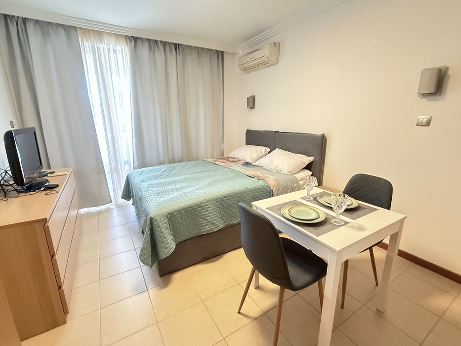 СПА студио за нощувки Равда