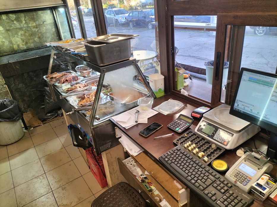 Продавам разработен бизнес, скара на дървени въглища в Люлин 9