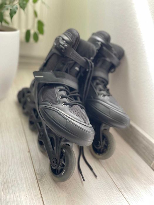 Set Complet Role Adulți Folosite de 2 Ori! Cască + Protecții Incluse!