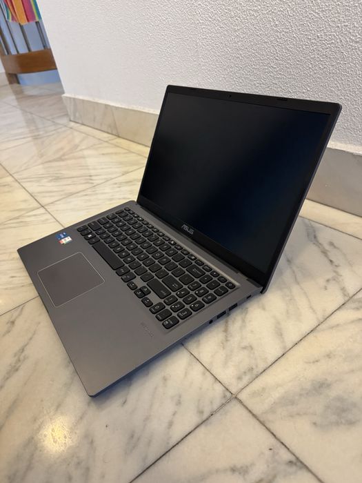 Laptop ASUS  (i5 + 16GB RAM + SSD)