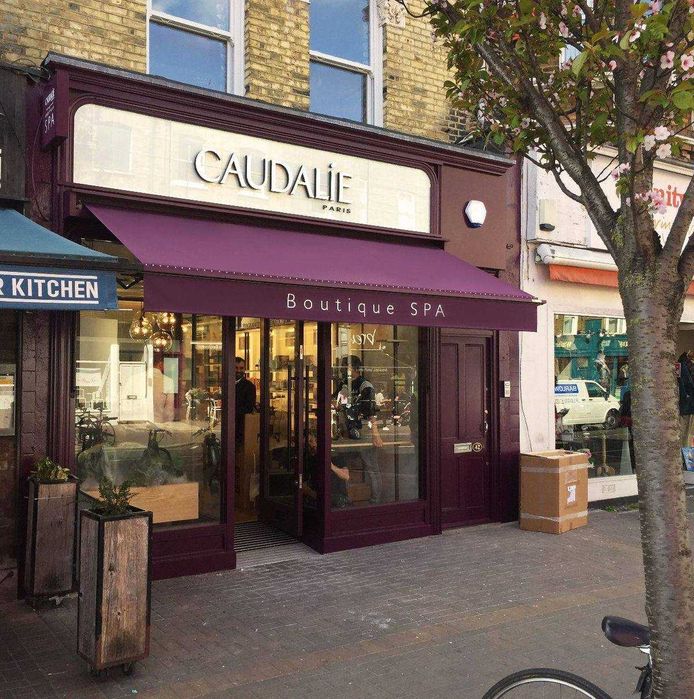 установка маркизы,маркизы с логотипом,Зонт из акрила и тента