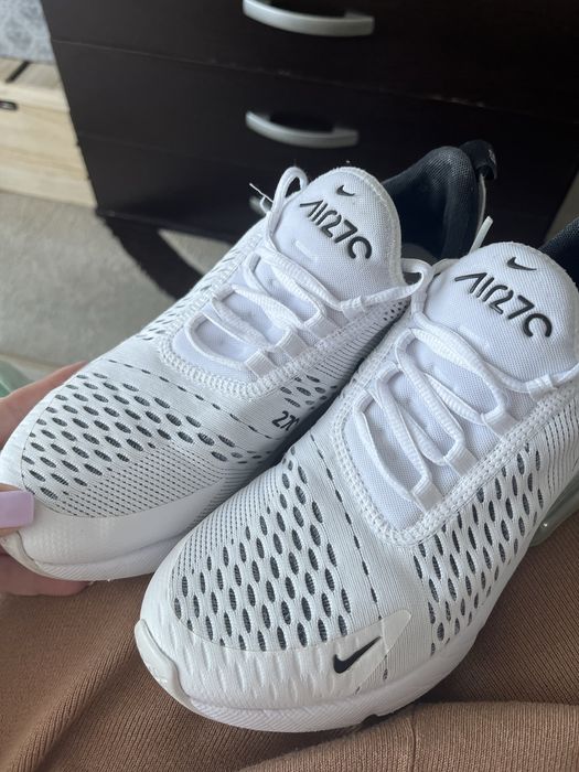 Nike Air Max 270