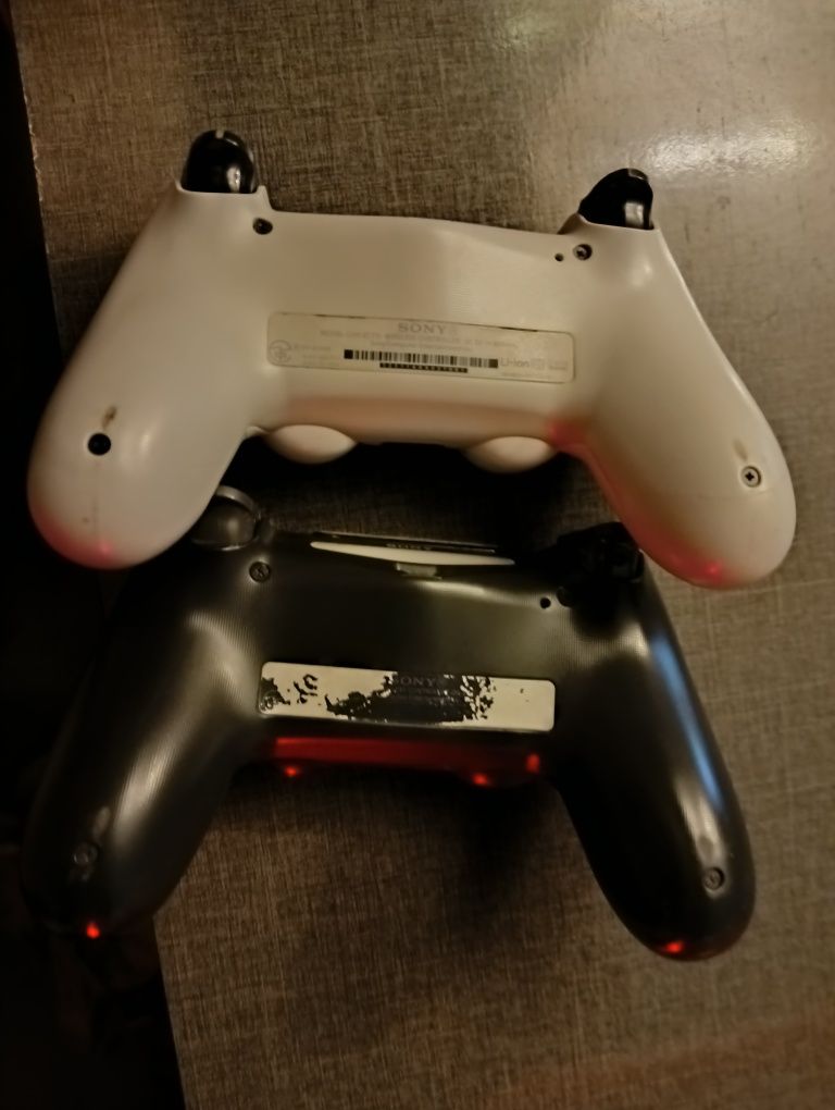 PlayStation 4ni orginal puliti ikki dona.
