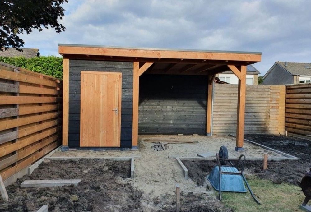 Foișoare terase magazii casute etc