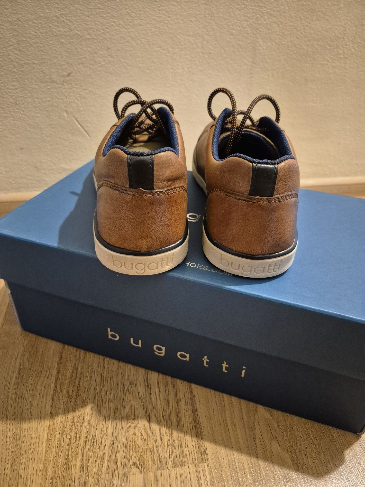 Bugatti  sneakers pantofi piele 41