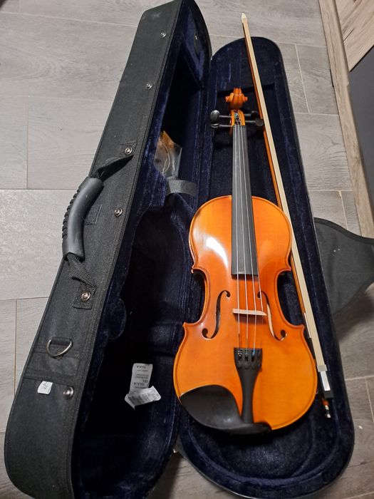 Чисто нова цигулка