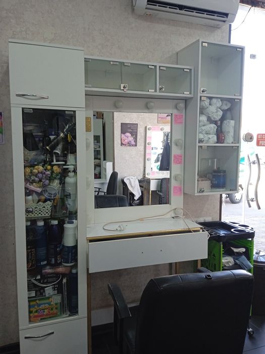 Продаю мебель из салона.