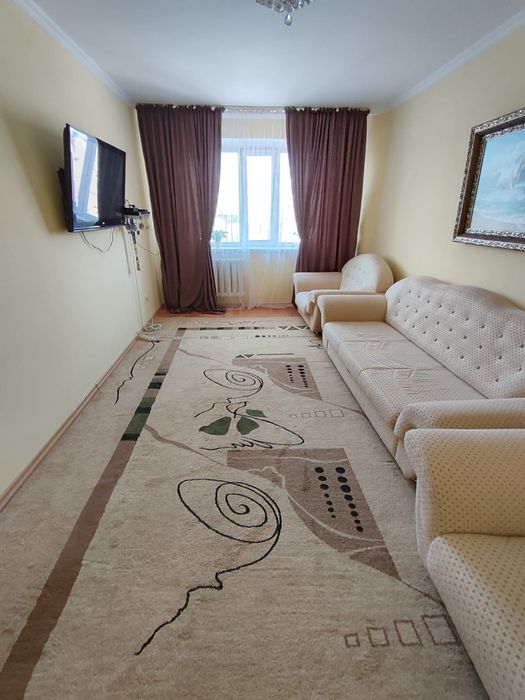 Продам 3 х комн, . 4 -77,  4 этаж.