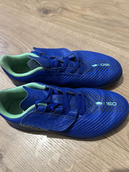 Спортни обувки за футбол 32 номер Decathlon