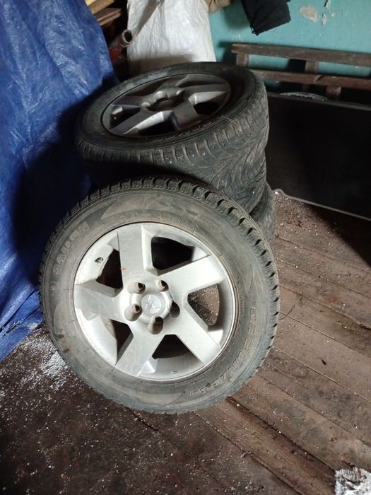 Продам резину и диски R16