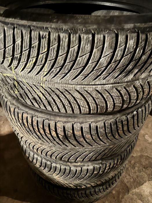 Set de iarna Michelin Pilot Alpin 5 245/50 R19 105V in