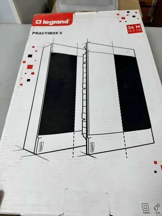 Ел. табло за вграждане в гипсокартон, Practibox S, Legrand