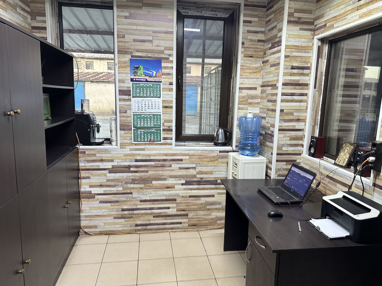 Дава се под наем Склад в Дупница - 400 кв.м за 204 € - Снимка #13