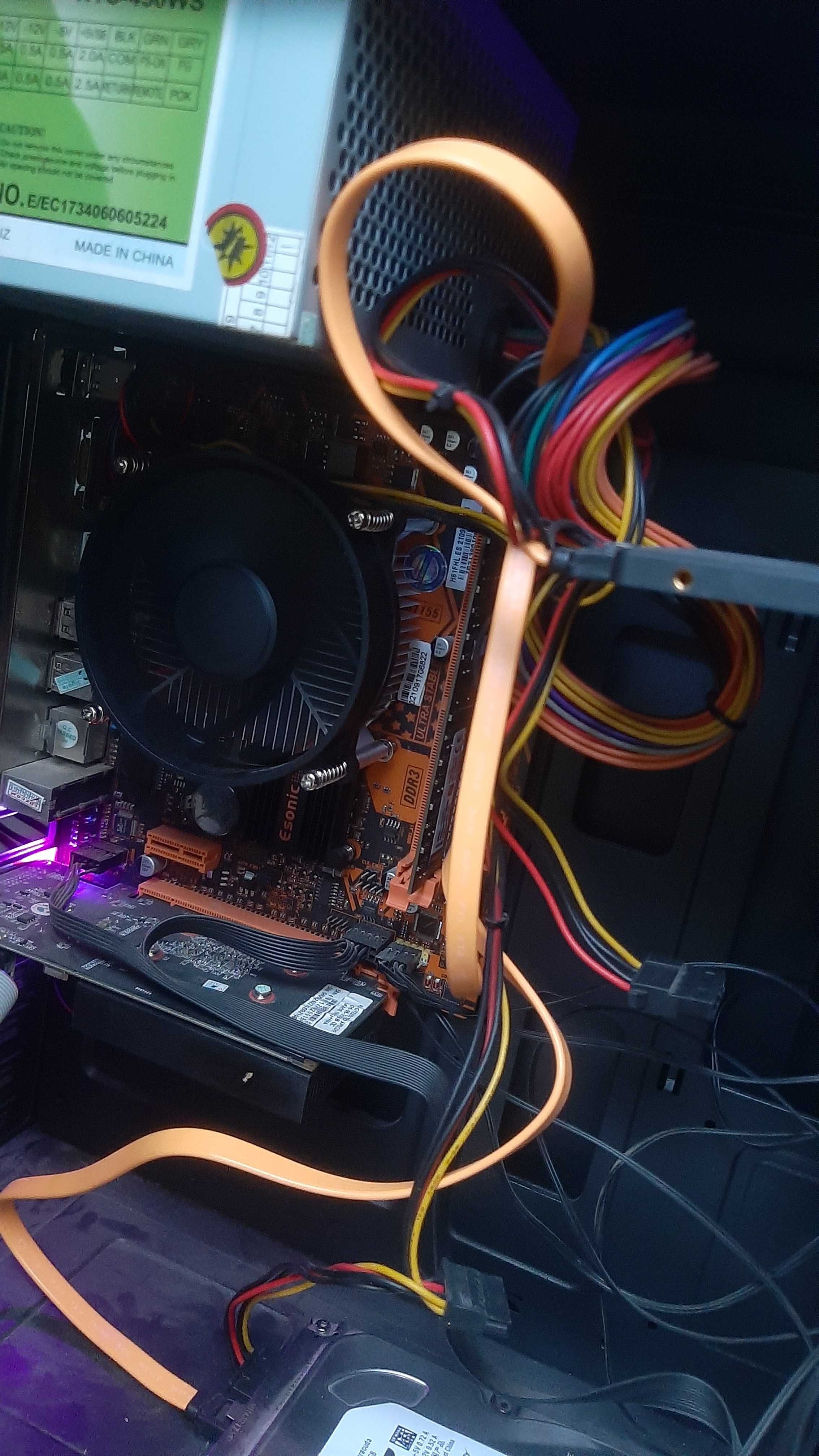 XTECH Computer polu igrovoy