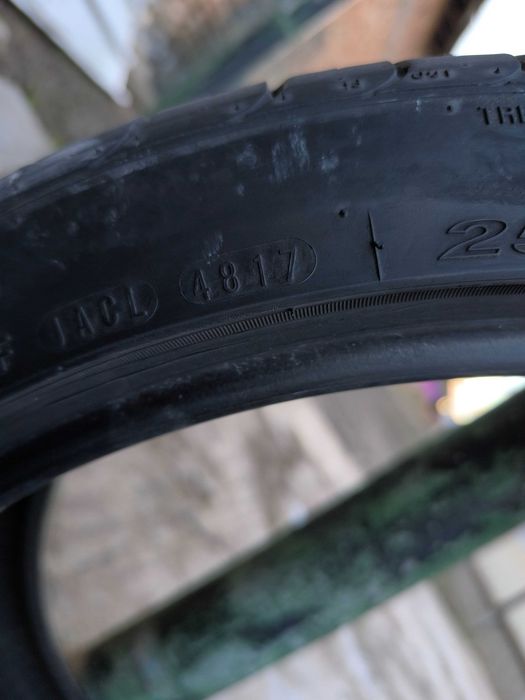 Гума 1бр Nexen 255 35 20