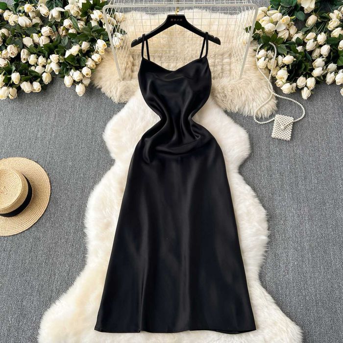 Черное платье