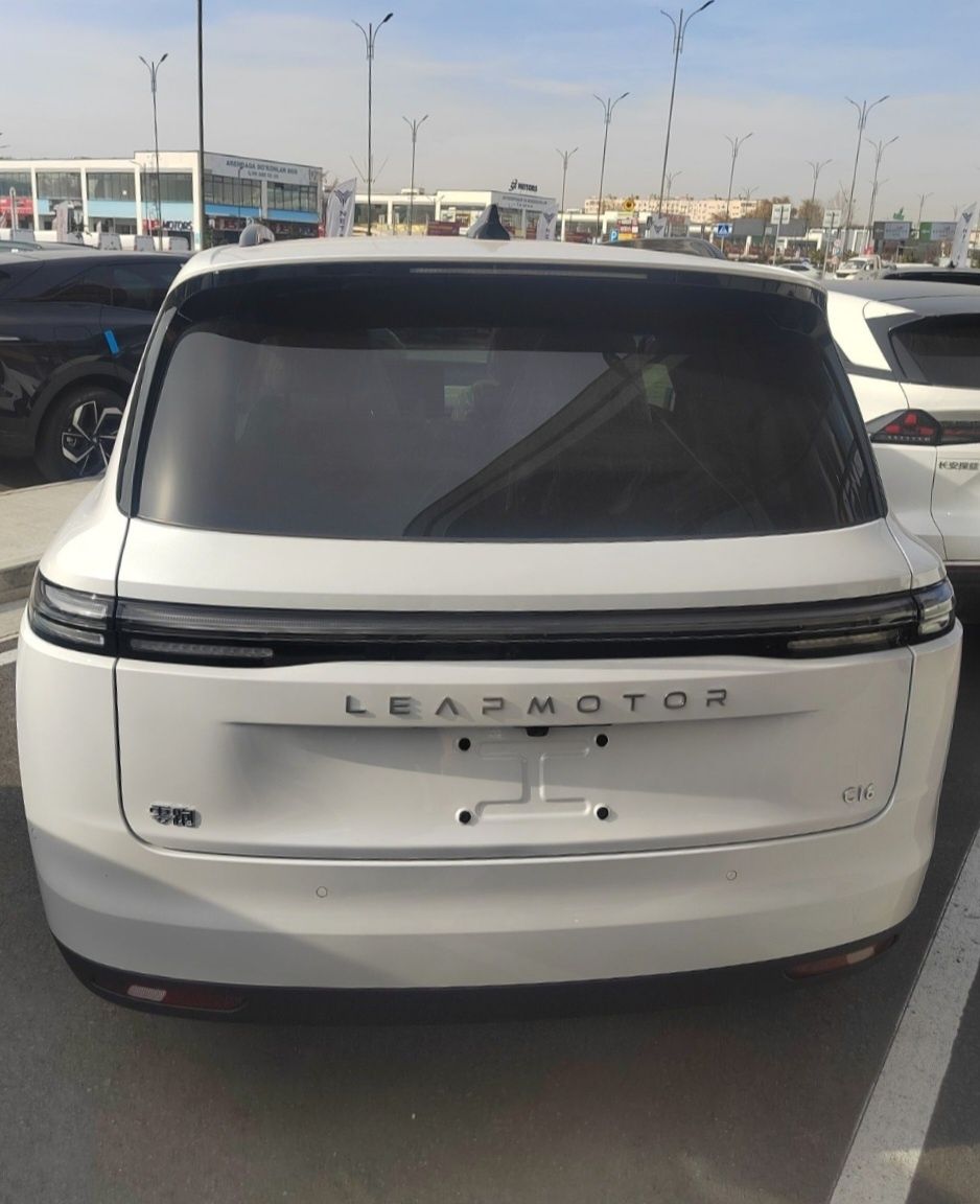 Leapmotor C 16 restayling CIP
