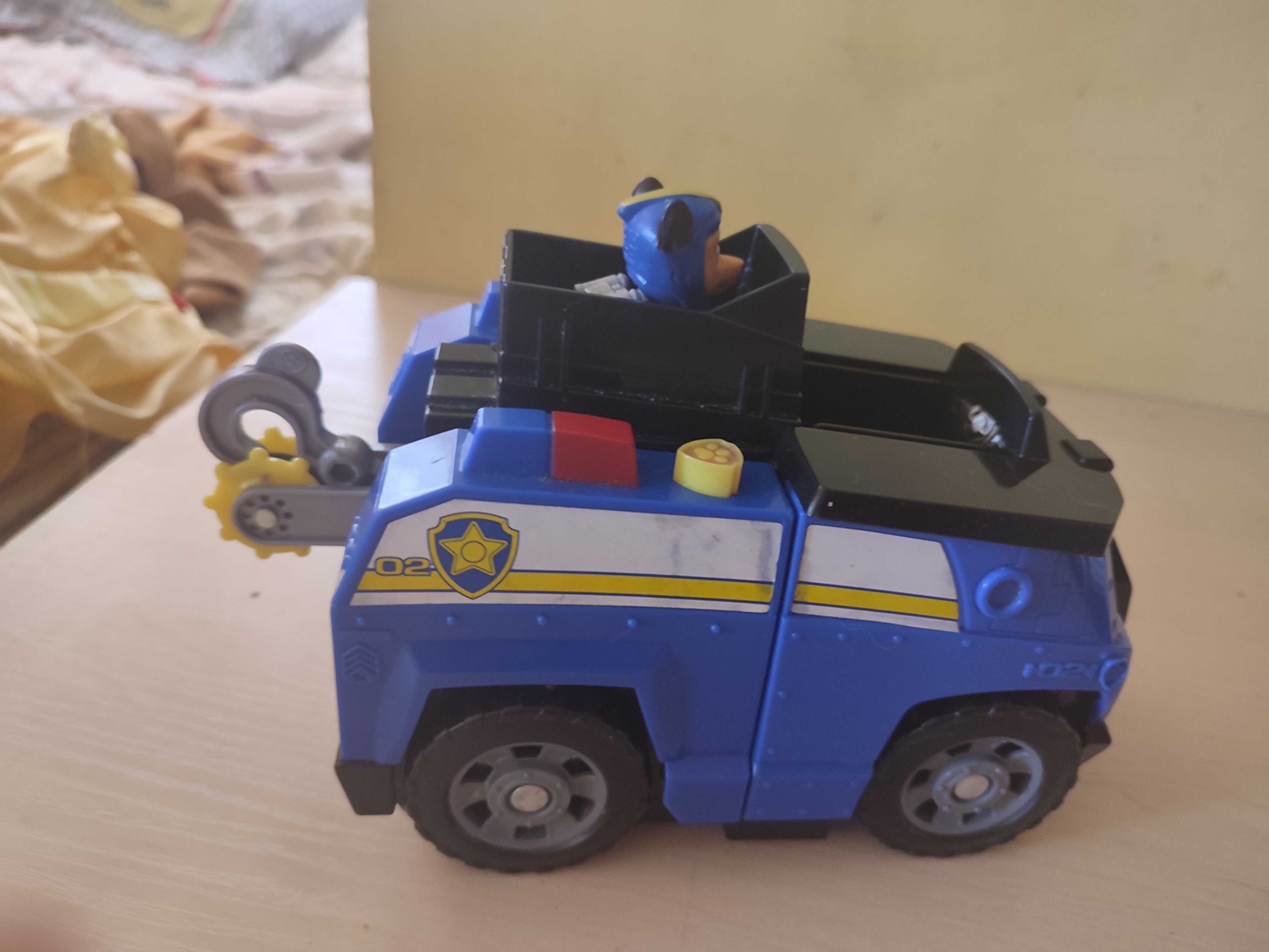 патрулна кола paw patrol.пес патрул