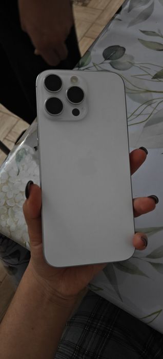 Продам айфон 16 про макс