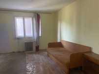 BERZEI 1,apartament 2 camere, etaj 1, 2 bai, gaz, curent, 27000 euro