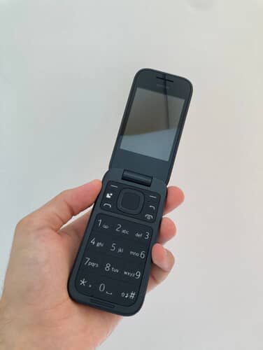 Nokia 2660 flip yengi karoboda ochilmaga
