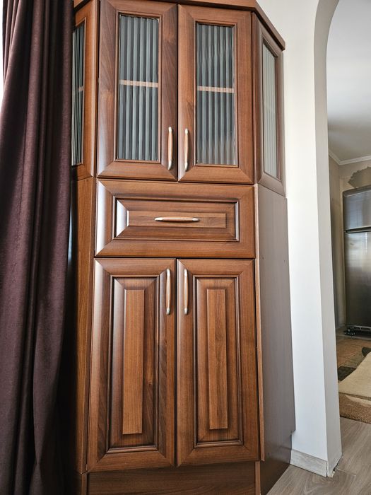 Шкафове за всекидневна  3 броя .