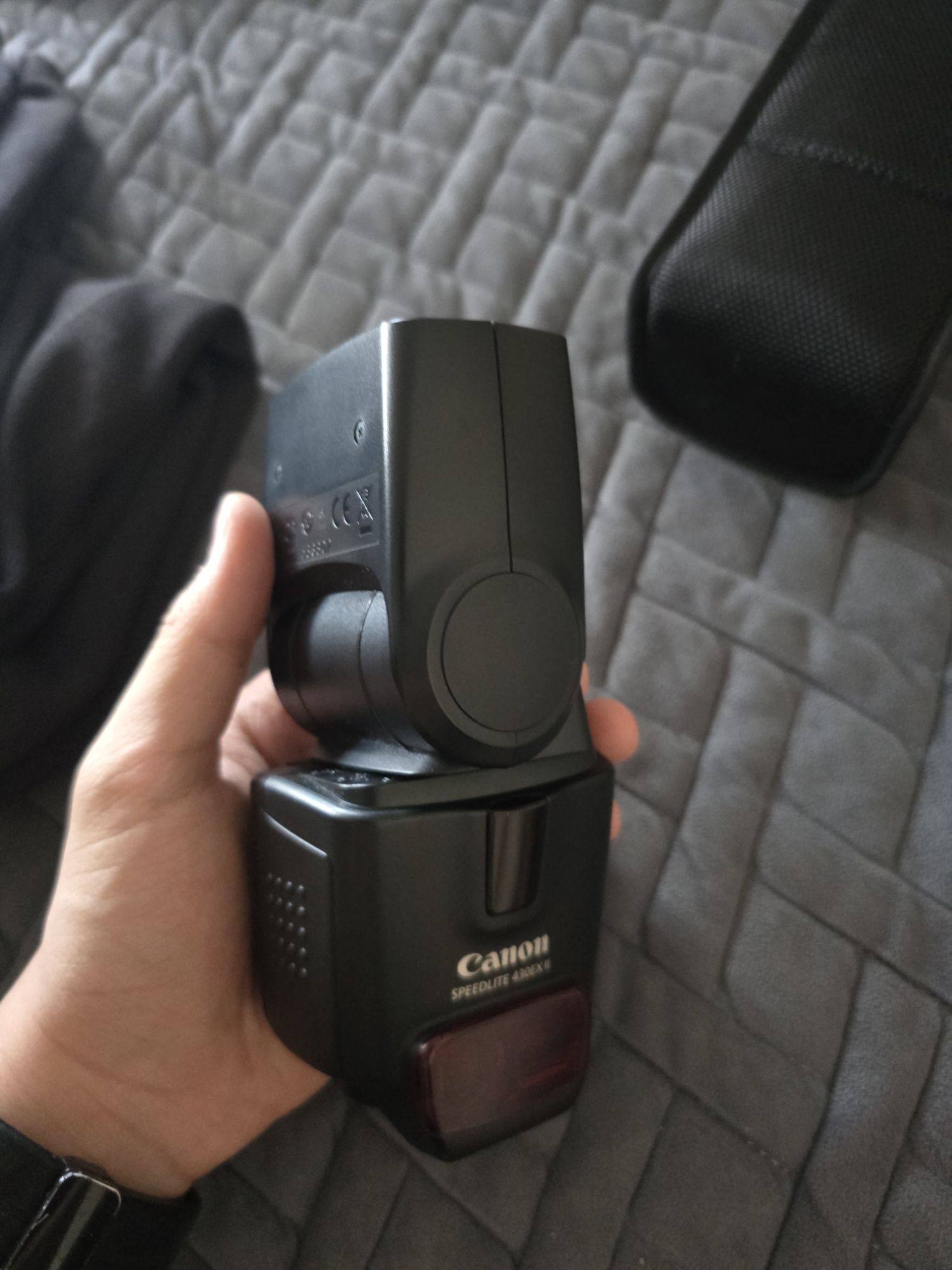 Вспышка Canon Speedlite 430ex II