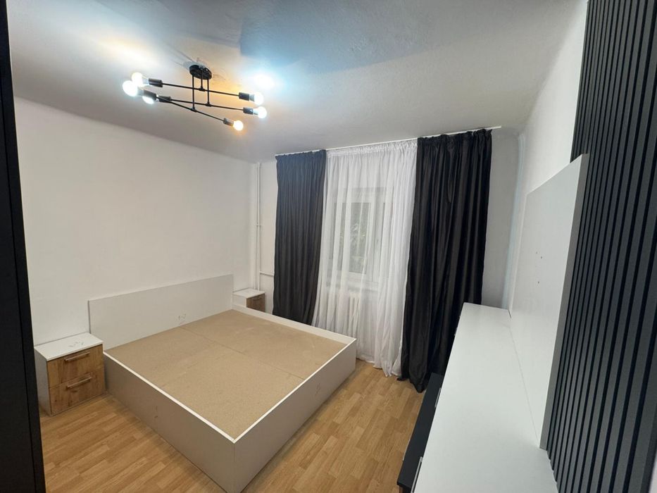 Vand apartament 2 camere decomandate, etaj 1,Rovine zona parculet