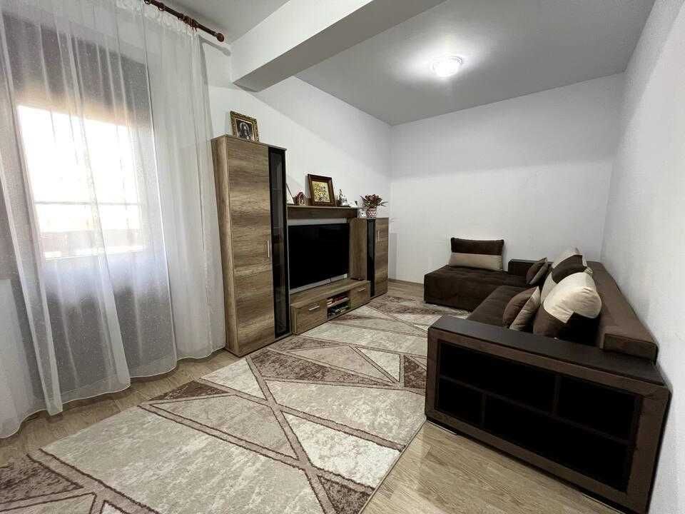 2 camere decomandat 70 mp mobilat an 2023 etaj 2 lift  parcare proprie
