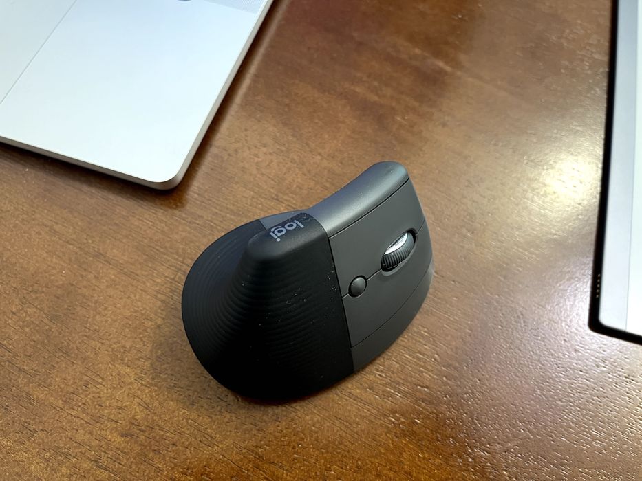 Мышь Logitech Lift, с гарантией