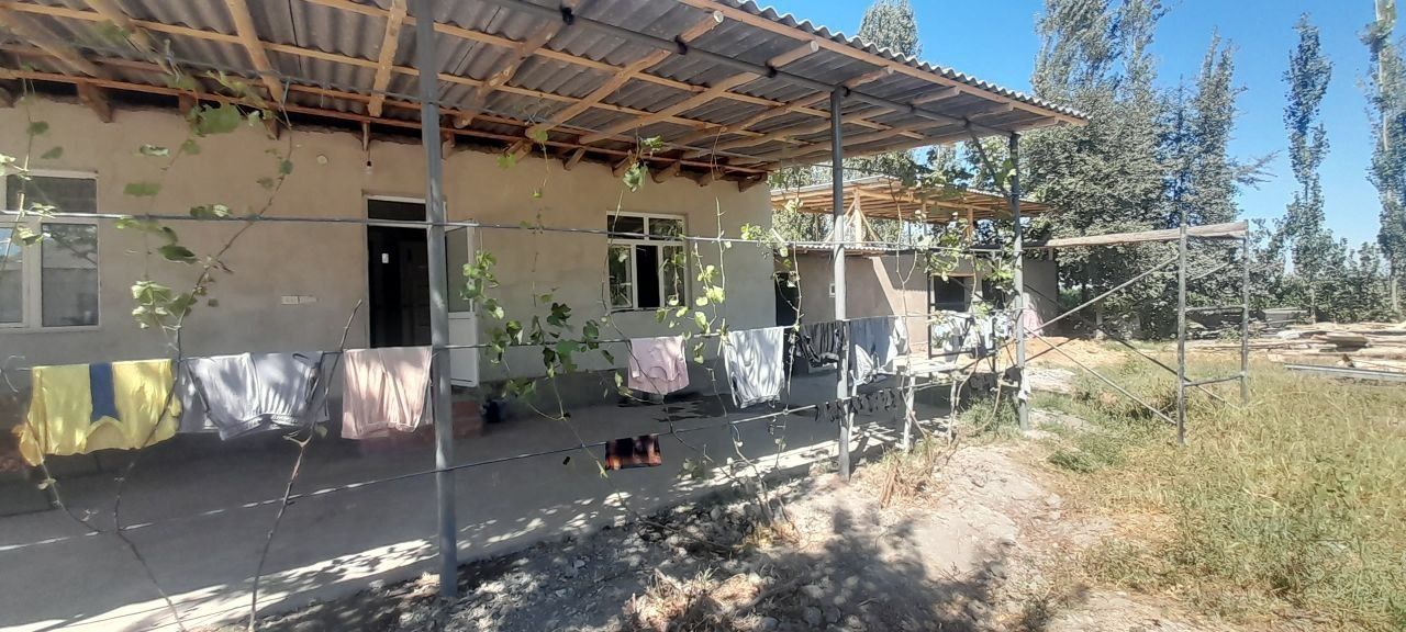 Дом 6 комнатный продам
