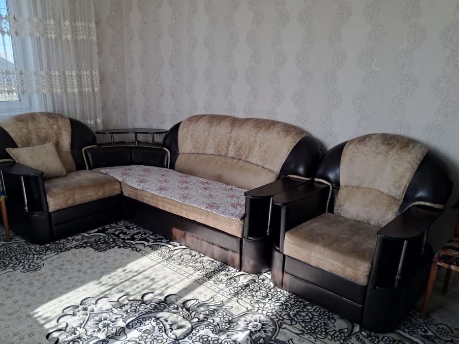 Угловой раскладной диван