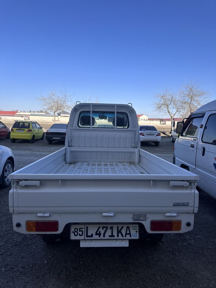 Labo yengi 100 km yurgan