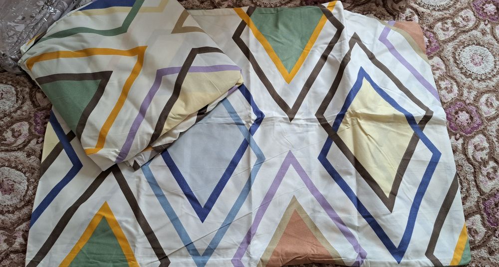 Постельное белье,новое.Материал:полисатин

Достоинства: Мягкая, быст