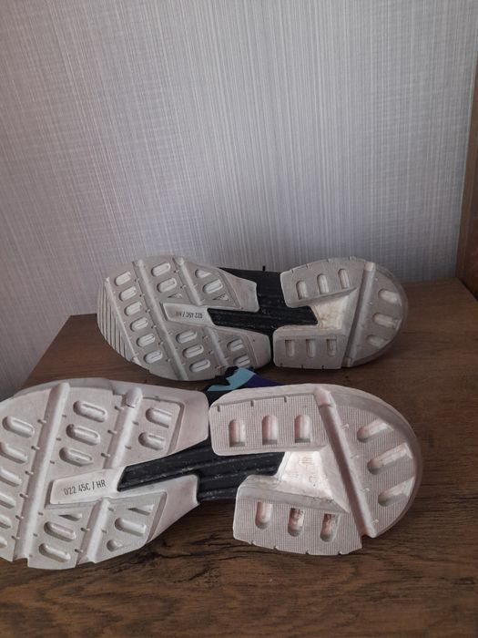 Adidas pod 3.1 маратонки 42 номер.