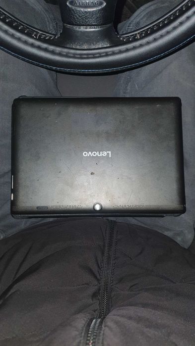 Vand 2 tablete de la lenovo si vonino