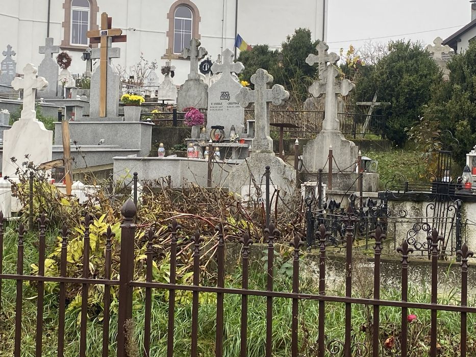 Loc de veci, cimitir