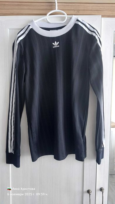 Блуза марка Adidas.