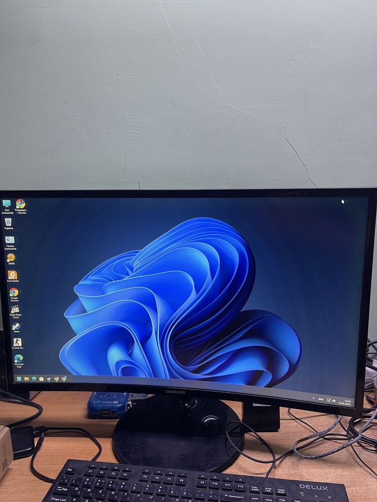 Монитор 27 Samsung