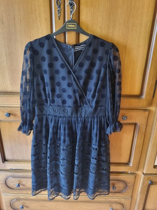 Vând rochie neagra