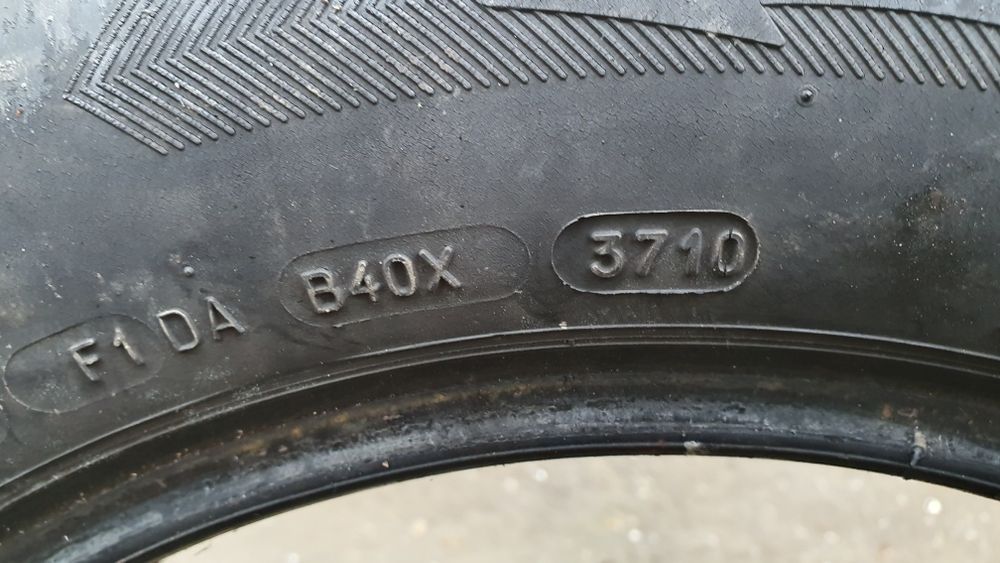 Anvelope iarnă 195/60/15