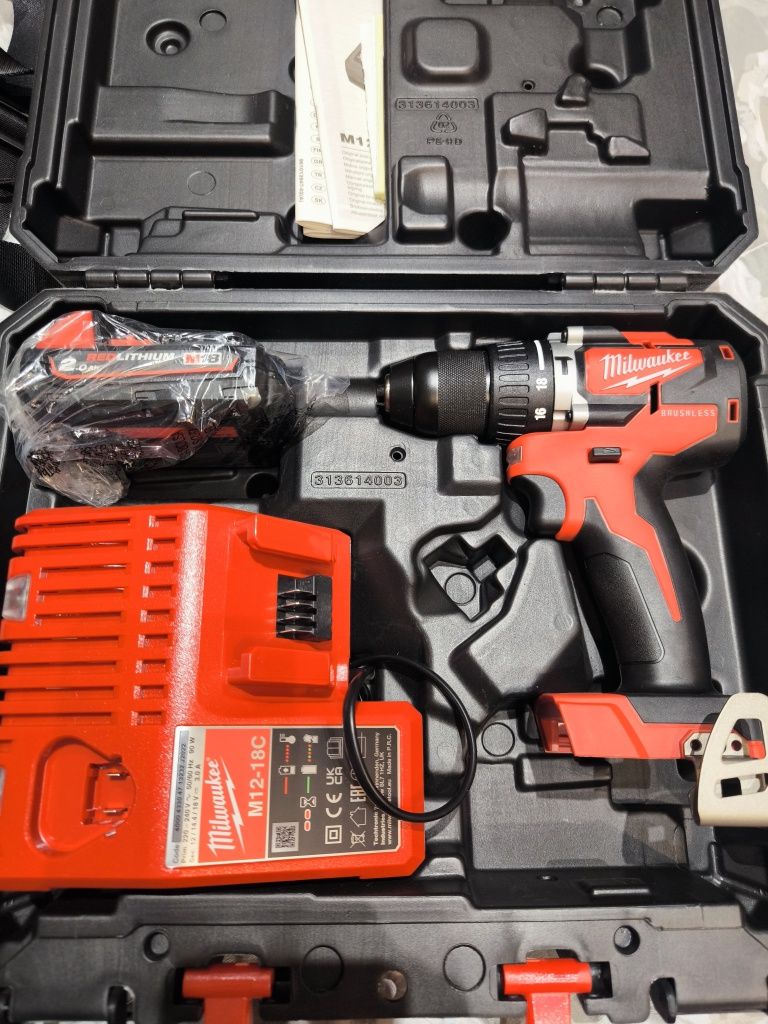 Винтоверт Milwaukee 18v M18 CBLPD
