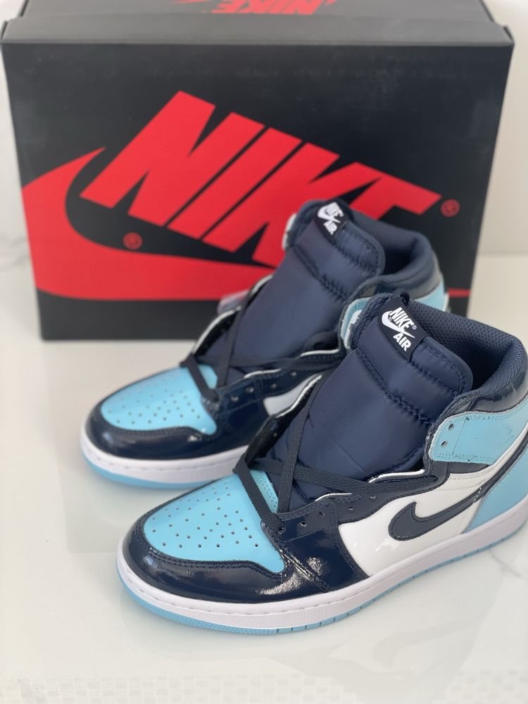 Air Jordan 1 Retro High UNC Patent Blue