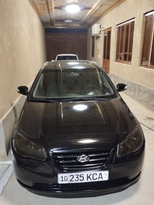 Hunday avante sotiladi 2008 benzin