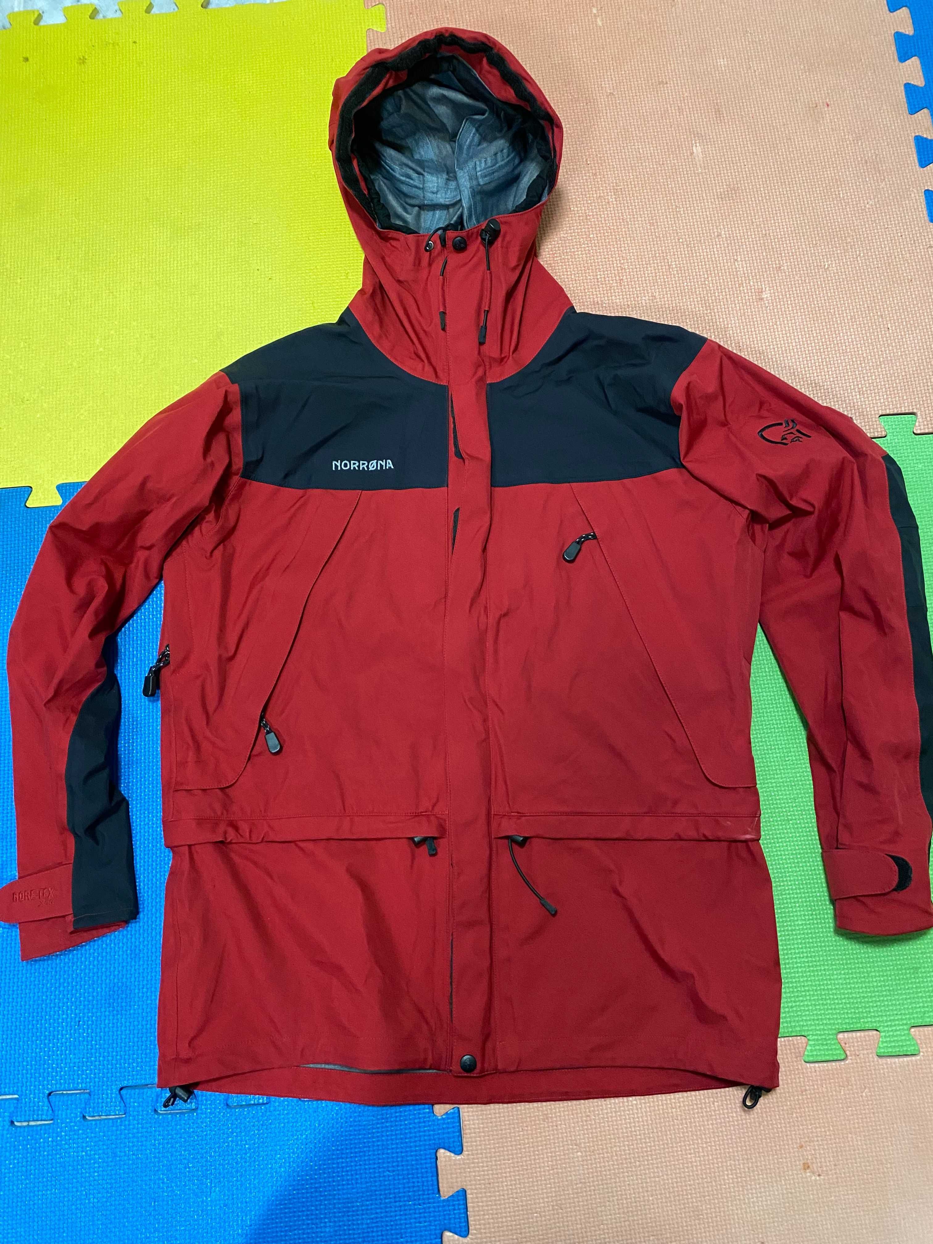 ''Norrona Trollveggen Gore-Tex''оригинални мъжко яке Л размер