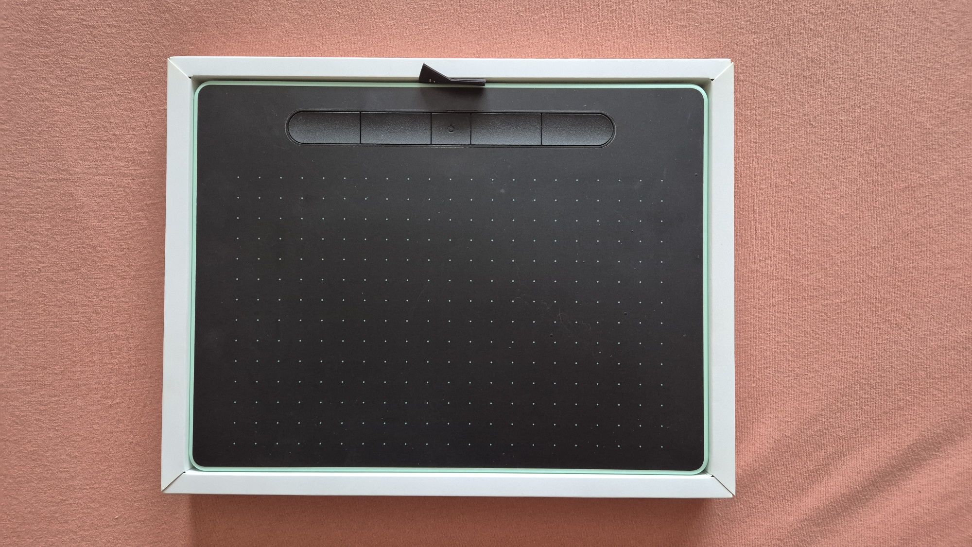 Графичен таблет Wacom Intuos M, Зелен