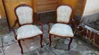 Очарование прошлого. Два старинных кресла после реставрации.